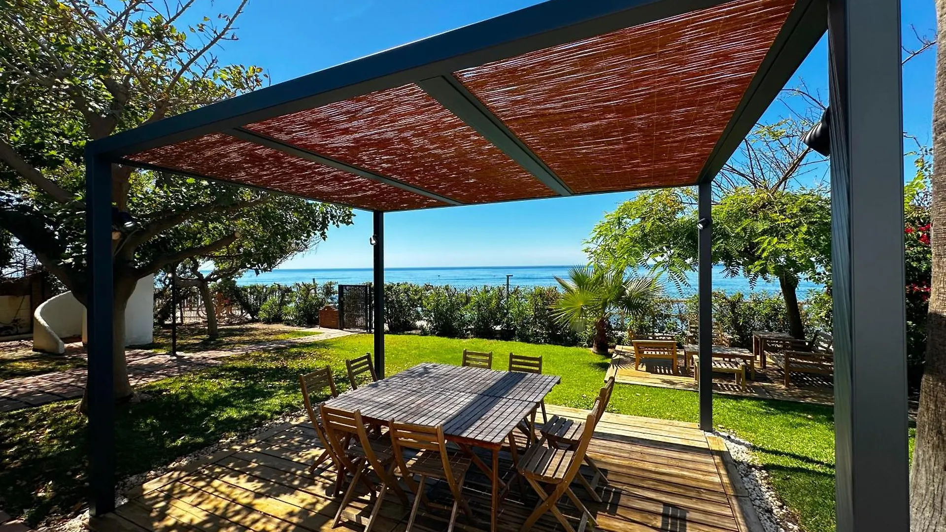 Villa Alboran Beachfront 9Pax Torre de Benagalbon