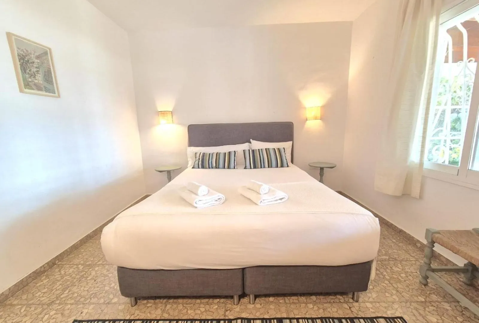 Villa Alboran Beachfront 9Pax Torre de Benagalbon Holiday home