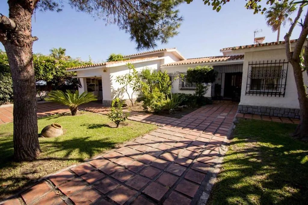 Villa Alboran Beachfront 9Pax Torre de Benagalbon Holiday home