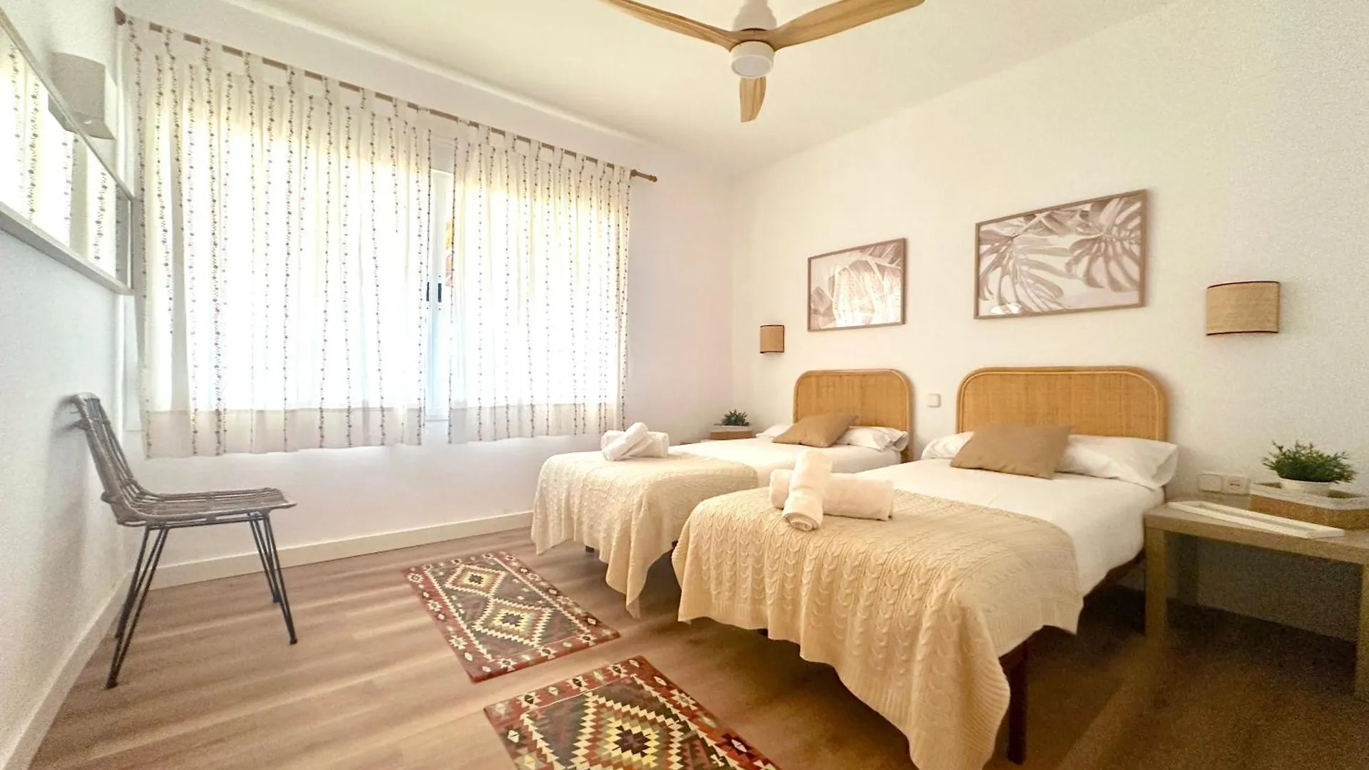 Villa Alboran Beachfront 9Pax Torre de Benagalbon Španělsko