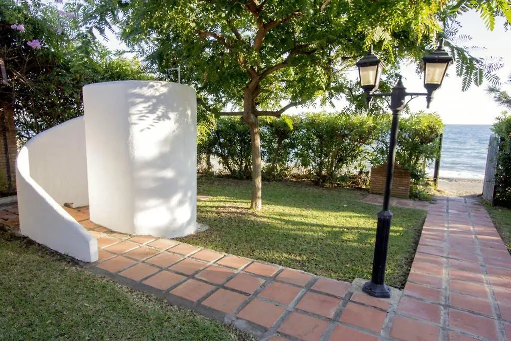 Villa Alboran Beachfront 9Pax Torre de Benagalbon